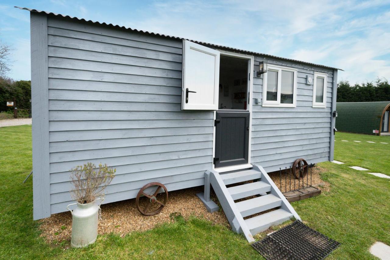 Lanterns Shepherds Huts & Glamping Happisburgh 外观 照片